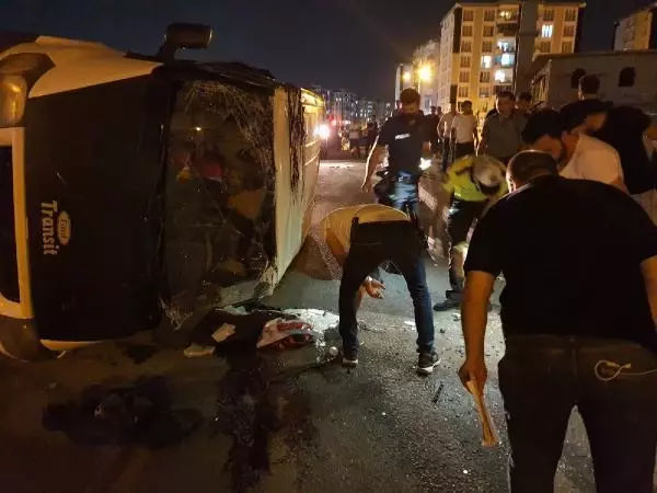 Son dakika haber... DİYARBAKIR'DA KAZA 1 ÖLÜ, 3 YARALI Son dakika haber... DİYARBAKIR'DA KAZA 1 ÖLÜ, 3 YARALI