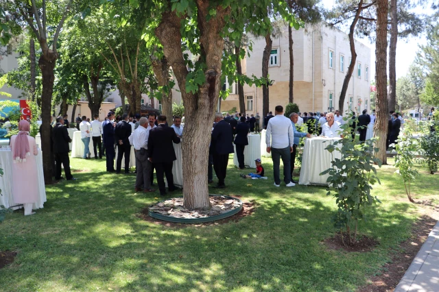 Diyarbakır Valiliği bahçesinde bayramlaşma programı düzenlendi