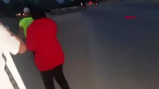 EDİRNE'DE KAZA YAPAN EHLİYETSİZ SÜRÜCÜ BABAM DUYARSA BEN NE YAPACAĞIM
