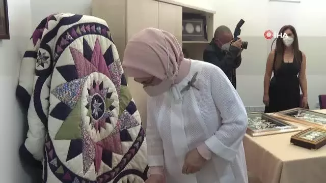 Emine Erdoğan, Girne Belediyesi Sosyal Yaşam Merkezi'ni ziyaret etti