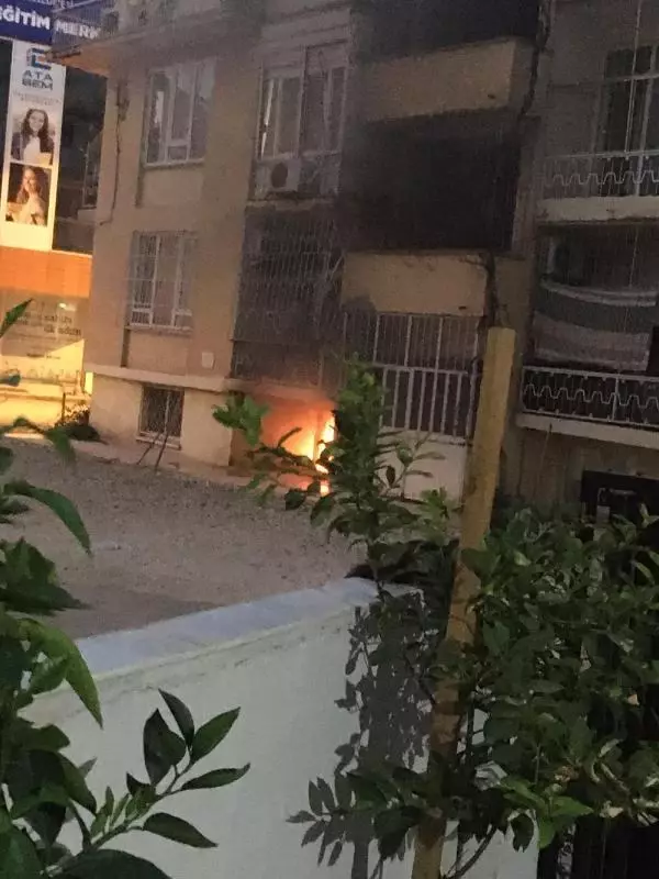 EVİ YANAN KADIN ERKEK ARKADAŞINI SUÇLADI