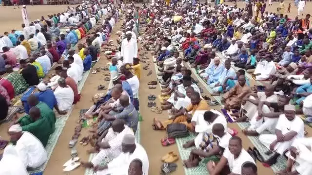 Fildişi Sahili'nde bayram namazı kılındı