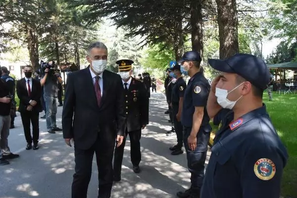 GARA ŞEHİDİ OĞLUNUN ANISINI, ODASINDA YAŞATIYOR