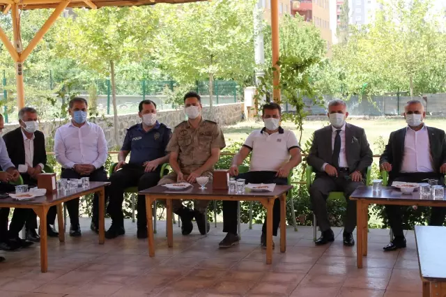 Gercüş'te bayramlaşma programı düzenlendi