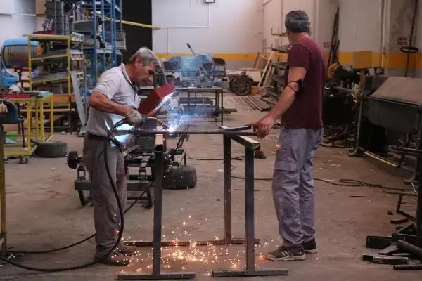 GÜVENLİK SEKTÖRÜ İÇİN ELEKTRİKLİ ARAÇ ÜRETTİ
