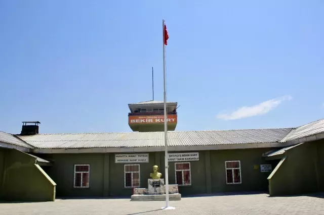'Hudut Kartalları' bayramda da sınır nöbetinde