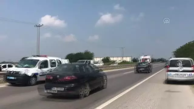 İki otomobil çarpıştı: 6 yaralı
