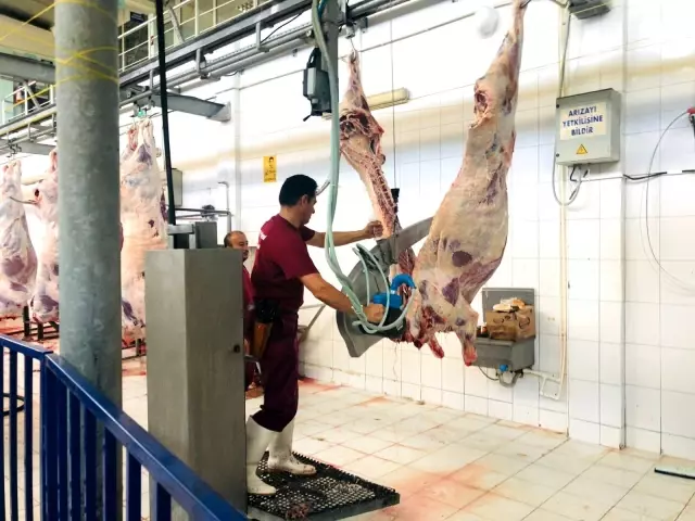 Isparta'da kurban kesiminin adresi belediye mezbahanesi oldu