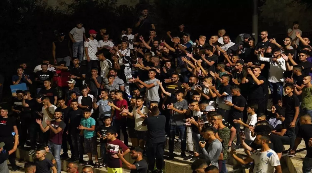 İsrail güçleri, bayramı kutlayan Filistinliler'e saldırdı