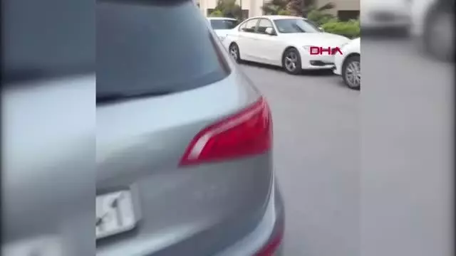 İSTANBUL-BAKIRKÖY'DE OTOMOBİLİN GÖSTERGE PANELİNİN ÇALINDIĞI HIRSIZLIK KAMERADA