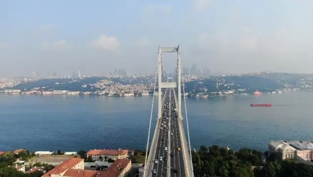 İstanbul'da bayramda yollar boş kaldı İstanbul'da bayramda yollar boş kaldı