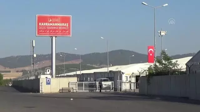 KAHRAMANMARAŞ - Konteyner kentte buruk bayram KAHRAMANMARAŞ - Konteyner kentte buruk bayram