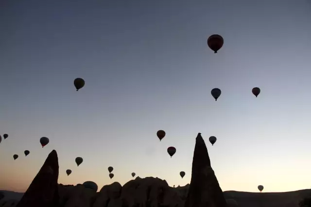 Kapadokya'da bayramı gökyüzünde karşıladılar