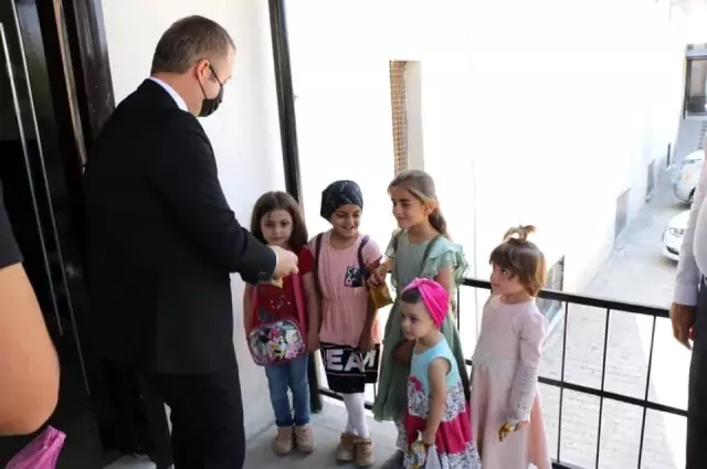 Kaymakam Yelek, uygulama noktasında görevli personelin bayramını kutladı