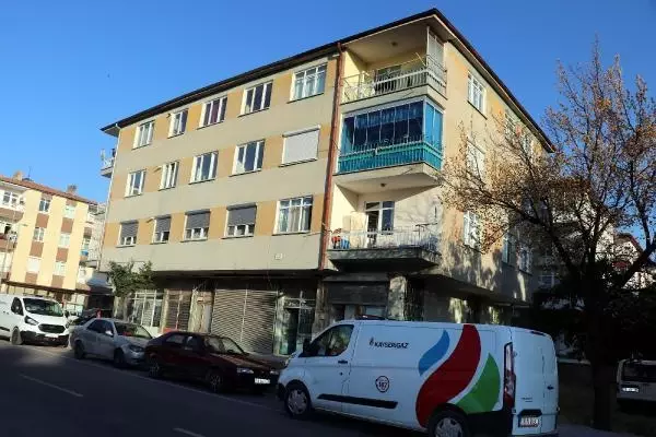Kayseri'de zehirlenen 6 kişilik aile tedaviye alındı Kayseri'de zehirlenen 6 kişilik aile tedaviye alındı