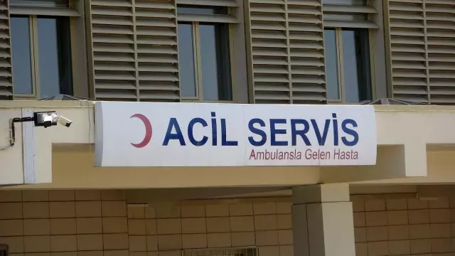 Kendini yaralayan acemi kasaplar, hastaneye akın etti