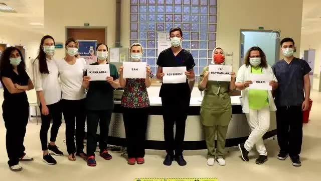 KIRKLARELİ - Trakya'da sağlık çalışanlarından 'bayramda da aşı olun' çağrısı