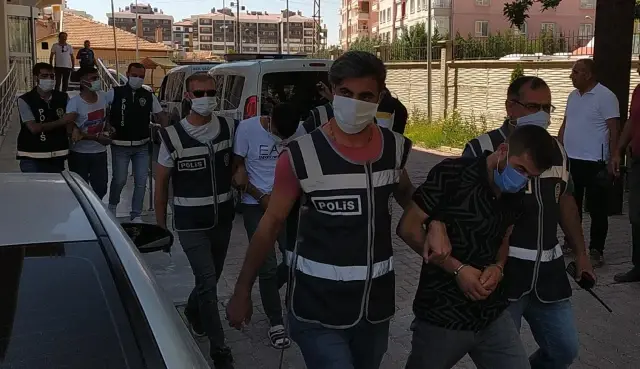 Konya'da kargo firmasından çelik kasa çalıp içindeki paralarla tatile giden 6 şüpheli otelde yakalandı