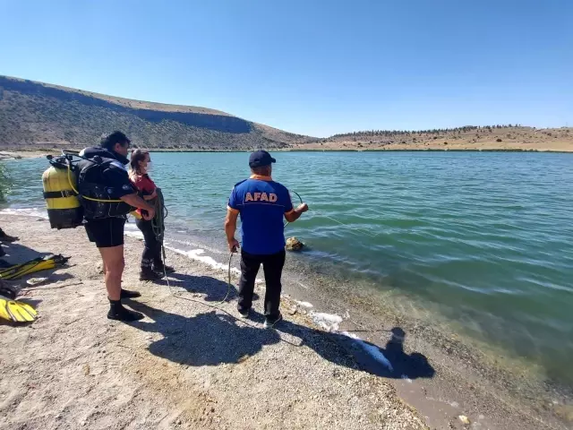 Krater gölüne giren genç hayatını kaybetti