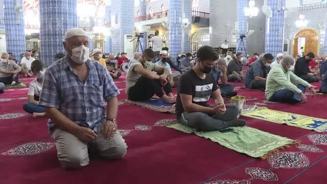 Kurban Bayramı namazı kılındı