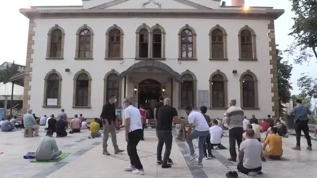 Kurban Bayramı namazı kılındı