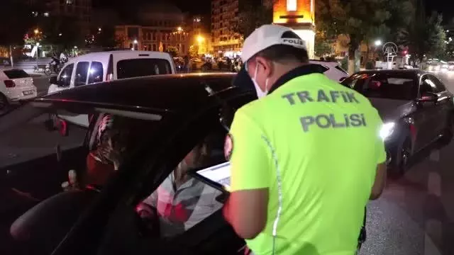 Kurban Bayramı tedbirleri kapsamında emniyet kemeri ve alkol denetimi yapıldı Kurban Bayramı tedbirleri kapsamında emniyet kemeri ve alkol denetimi yapıldı