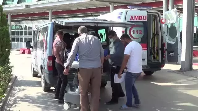Kurban kesimi esnasında yaralanan 20 kişi hastanenin yolunu tuttu