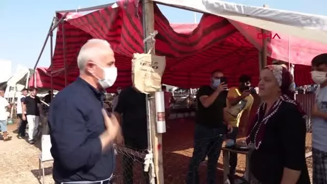 KURBAN KESMEYE GELENLERE ÇORBA İKRAMI KURBAN KESMEYE GELENLERE ÇORBA İKRAMI