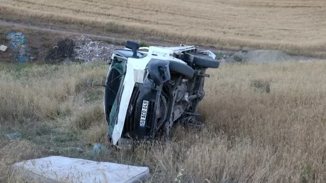 Kurban pazarından dönerken tarlaya uçtular: 3 yaralı