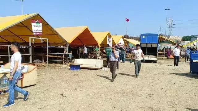 Kurban pazarları ve kesimhanelerde hareketlilik yaşanıyor
