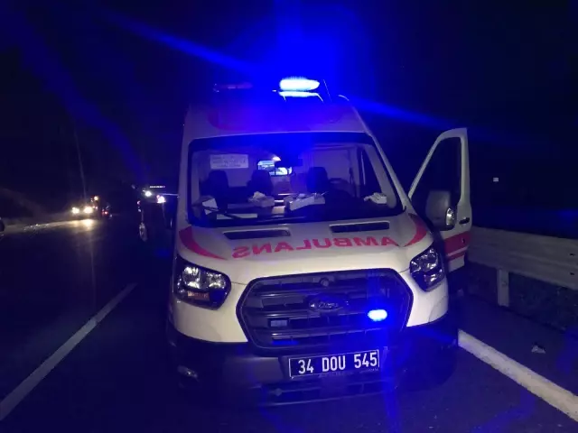 Kuzey Marmara Otoyolu'nda zincirleme kaza: 2'si çocuk 5 yaralı