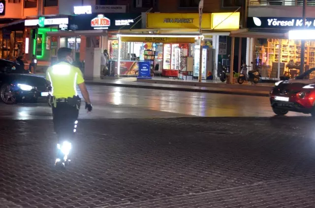 Marmaris'te trafik ekiplerinin bayram mesaisi