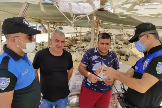 Polis, kurban satış yerlerinde sahte para uyarısı yaptı