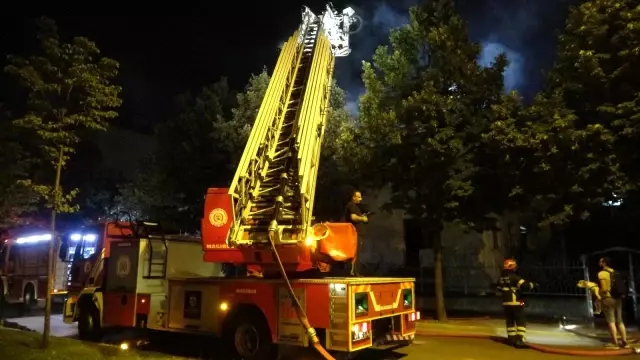 Son dakika haberi | Metruk binada çıkan yangın paniğe neden oldu