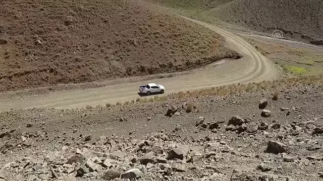 Mobil ekipler aşı seferberliğiyle vaka artışlarını önlemeye çalışıyor