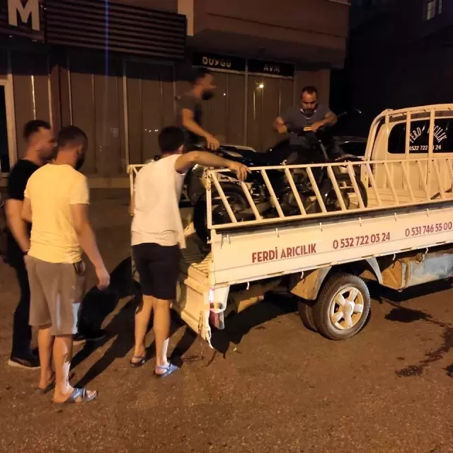 Motosiklet otomobile çarptı: 1 yaralı