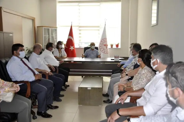 Korona virüs bayramlaşma geleneğini de etkiledi