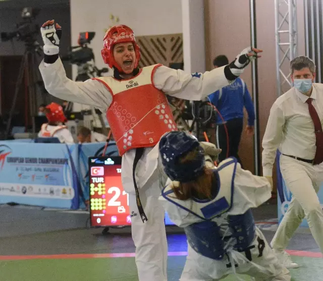 Son dakika... Milli tekvandocu Nur Tatar, kariyerinin tek eksiği olimpiyat altın madalyasını Tokyo'da kazanmayı hedefliyor