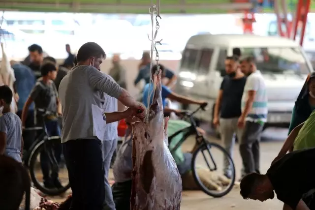 Oto pazarı değil, kurban pazarı
