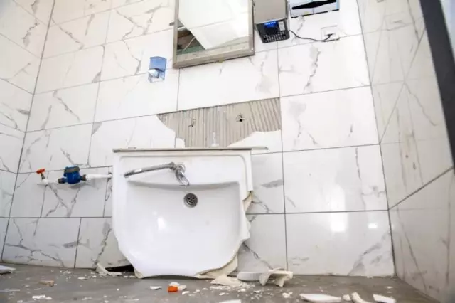Saldırganların Yeni Hedefi Engelli Tuvaleti Oldu Saldırganların Yeni Hedefi Engelli Tuvaleti Oldu