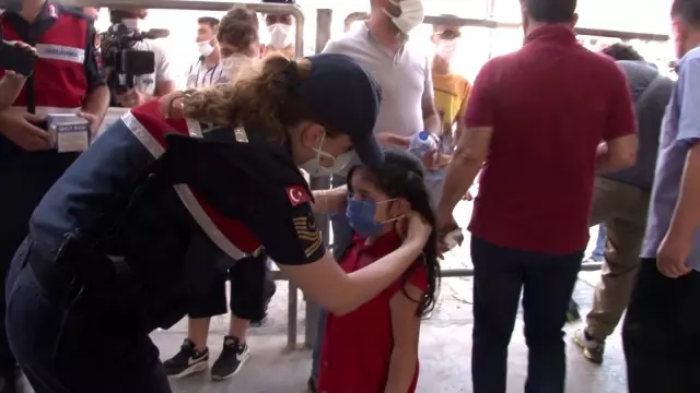 Sancaktepe'de jandarma kurban satış ve kesim yerlerini denetledi