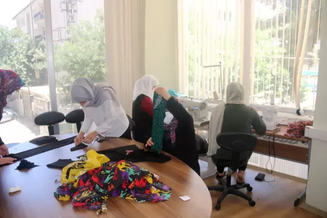 Son dakika haberleri... Şanlıurfa'da ihtiyaç sahibi çocuklara bayram hediyesi