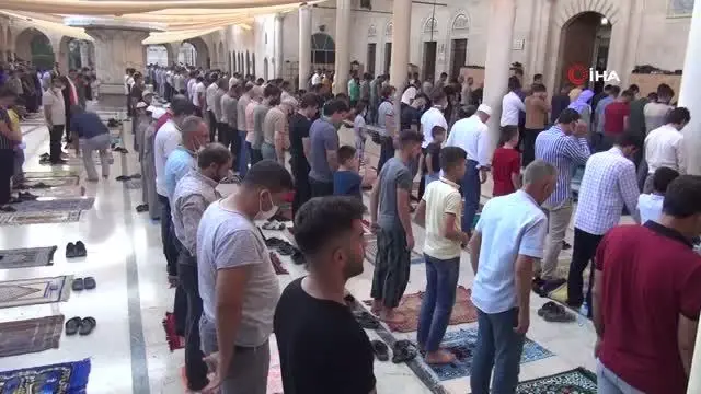 Şanlıurfa'da Kurban Bayramı namazı sevinci