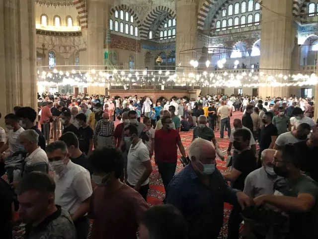 Selimiye'de bayram namazı coşkusu