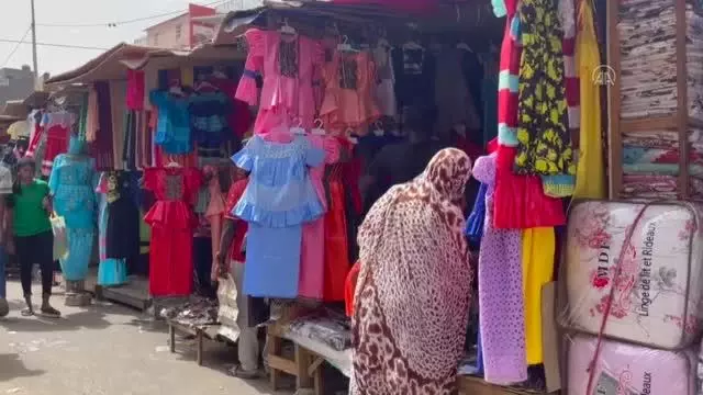 Senegal'de Kurban Bayramı öncesi 'şıklık yarışı' başladı
