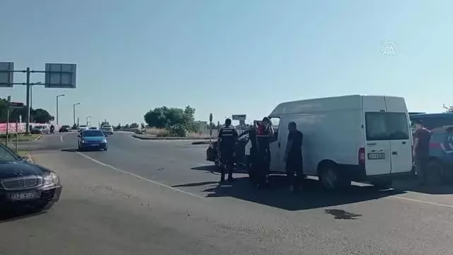 Son dakika haberleri | Silivri'de cip ile minibüsün çarpıştığı kazada 1 kişi yaralandı