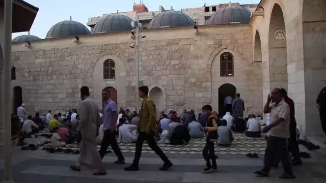 Suriye'nin kuzeyinde Kurban Bayramı namazı kılındı
