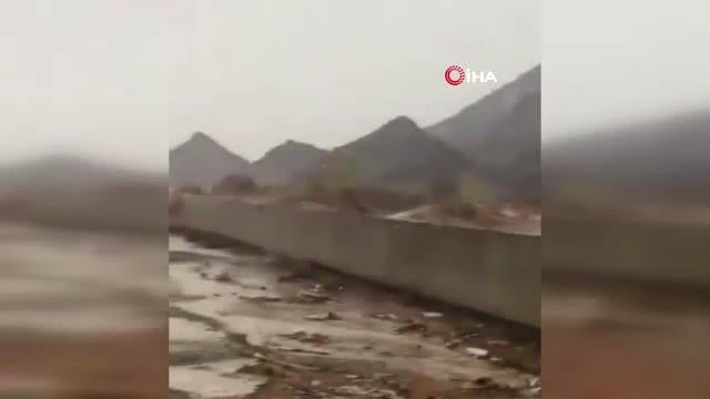 Suudi Arabistan'ın Necran eyaleti sel sularına teslim oldu