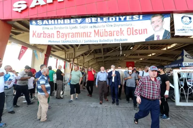 Tahmazoğlu, kurban kesim alanlarını ziyaret etti Tahmazoğlu, kurban kesim alanlarını ziyaret etti