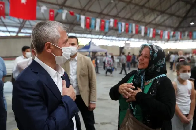 Tahmazoğlu, kurban kesim alanlarını ziyaret etti